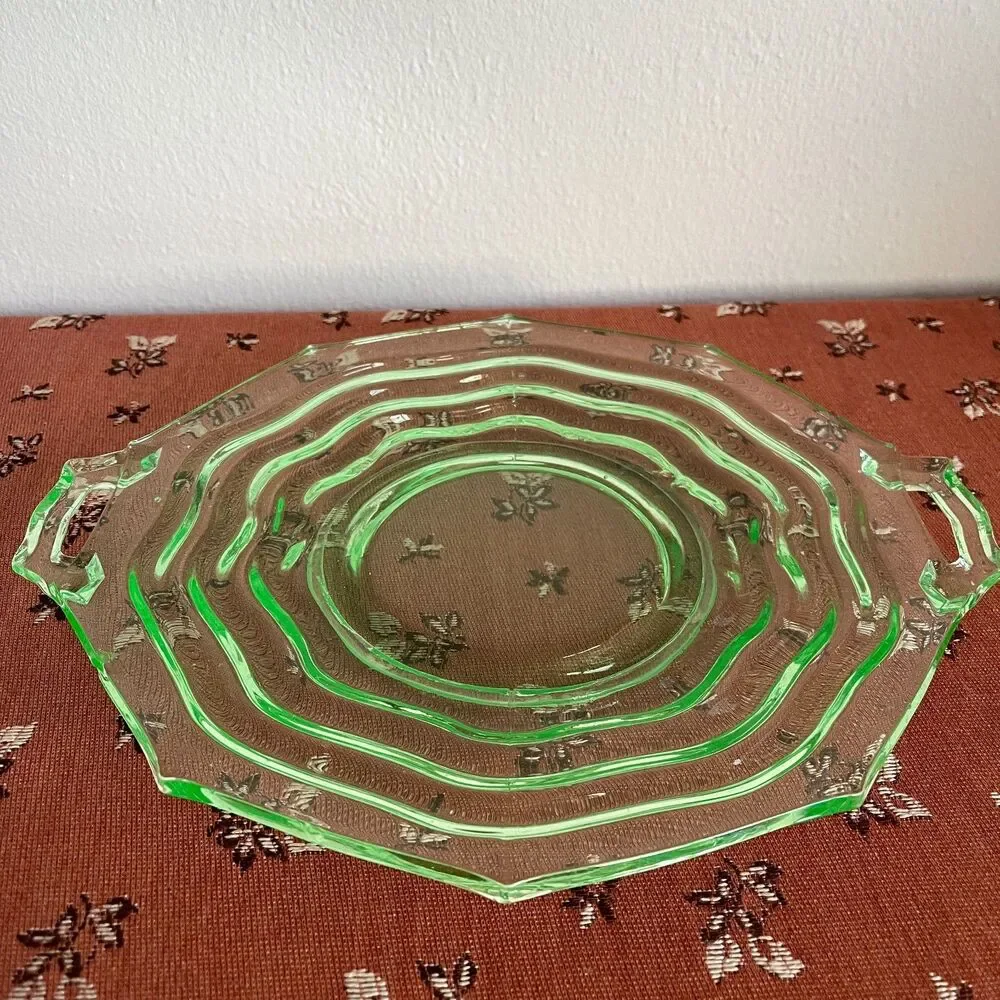 Vaseline Uranium Glass Ocean Waves Plate from D.C. Jenkin's Glass Green Glow Vtg